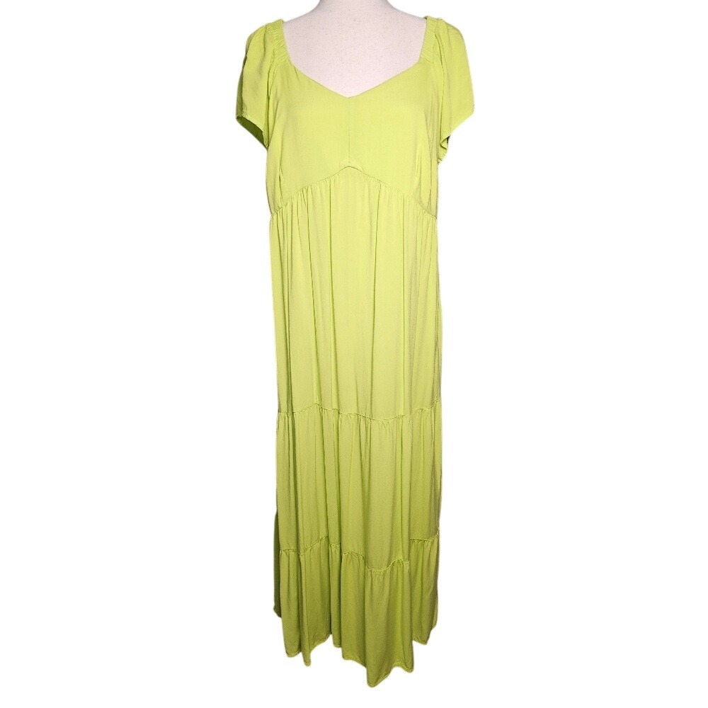 Ingrid Isabel Maxi Rayon Tiered Smocked Sweatheart neck summer dress. Size XL